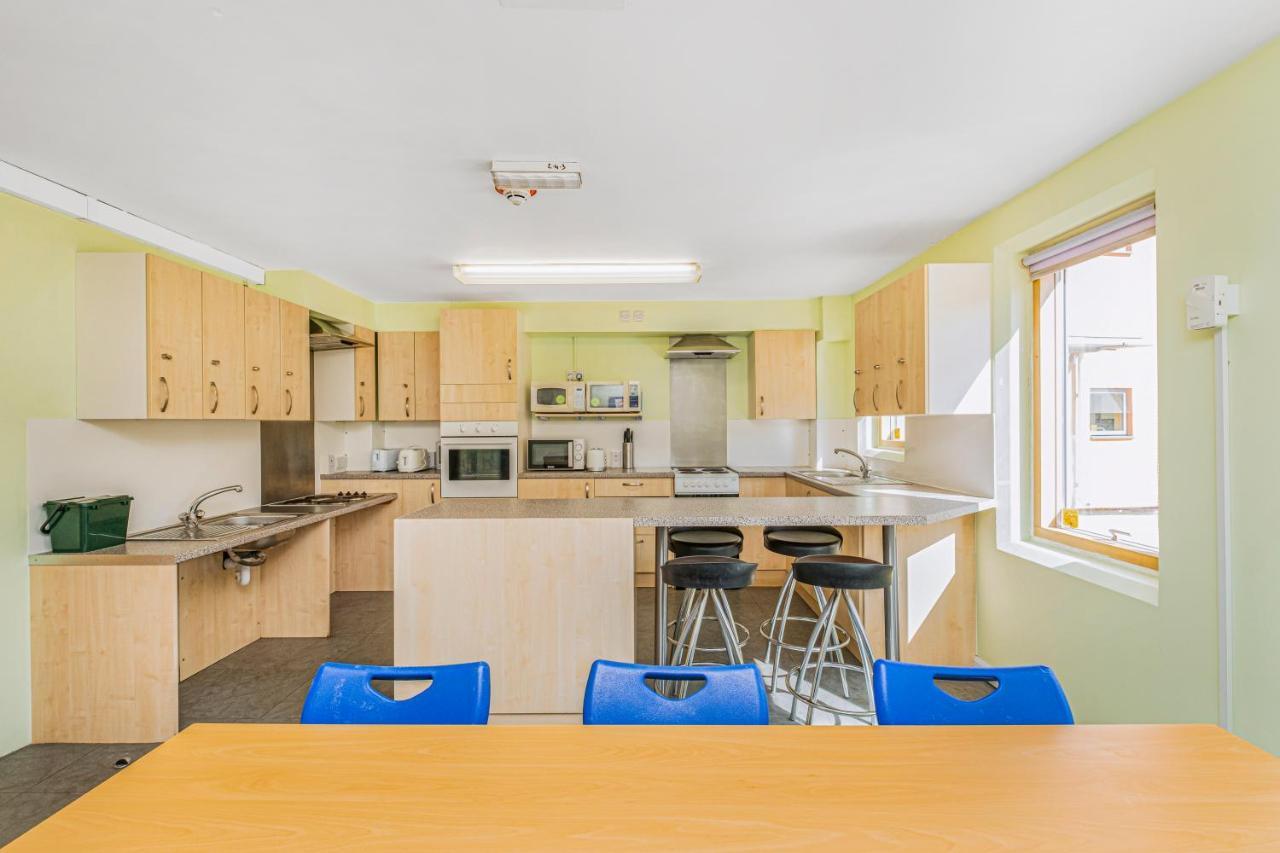 Vibrant Ensuite Rooms, HATFIELD - SK Extérieur photo