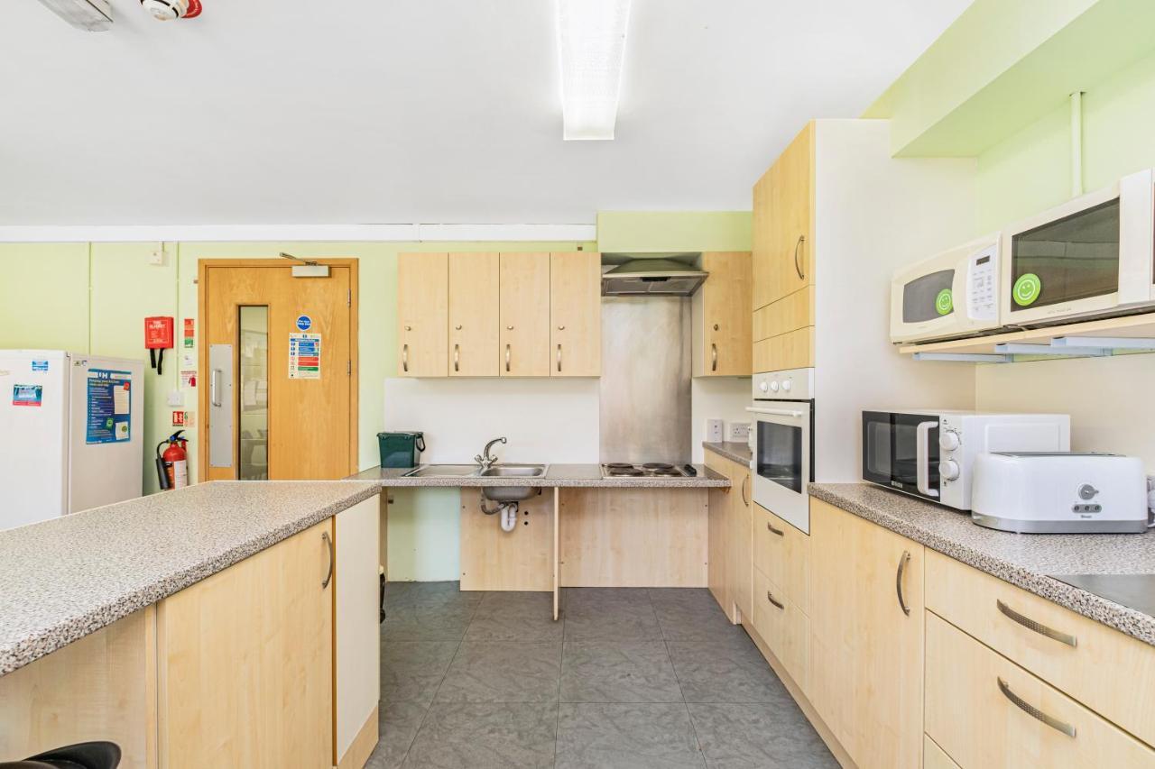 Vibrant Ensuite Rooms, HATFIELD - SK Extérieur photo